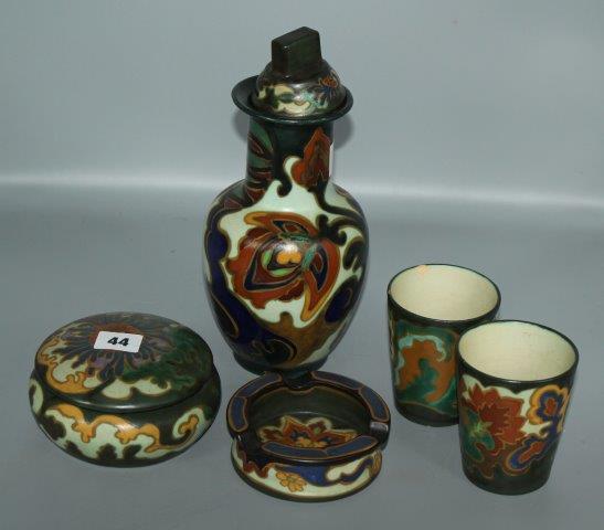 6 items of Amphora china, vase, 2 beakers, pot pourri pot and cover, ashtray etc(-)